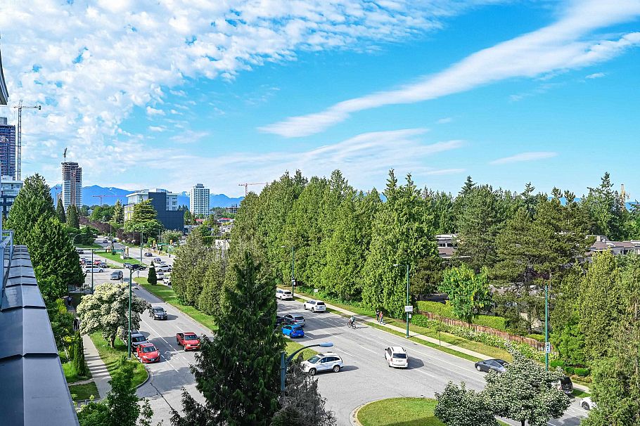 602 6633 Cambie Street Vancouver, BC - 22