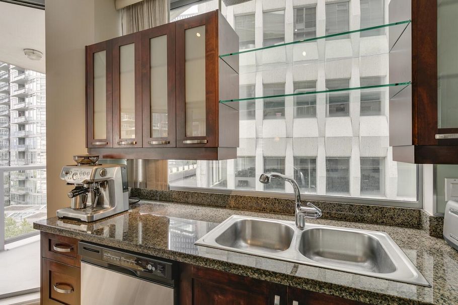 601 1228 W Hastings Street Vancouver, BC - 10