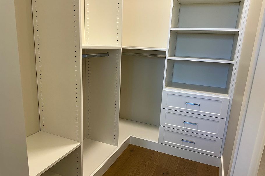 344 E 17th Street North Vancouver, BC - 18