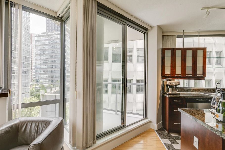 601 1228 W Hastings Street Vancouver, BC - 7