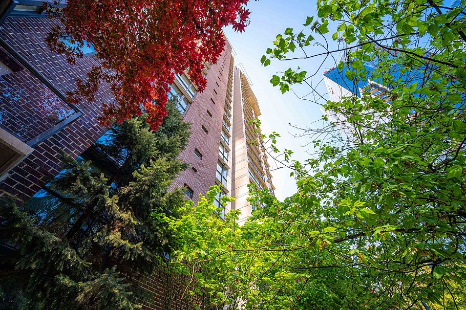 305 1068 Hornby Street Vancouver, BC - 17