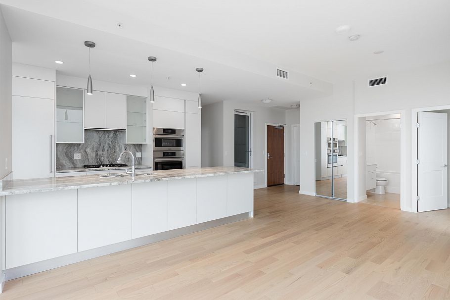 1802 1708 Ontario Street Vancouver, BC - 3