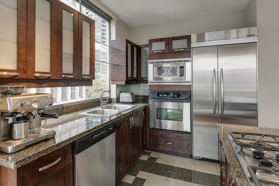 601 1228 W Hastings Street Vancouver, BC - 12