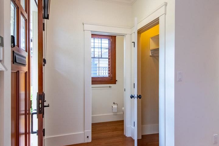 1929 W 15th Avenue Vancouver, BC - 12