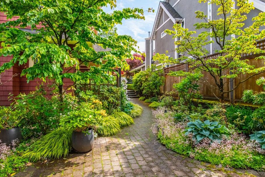 1929 W 15th Avenue Vancouver, BC - 27