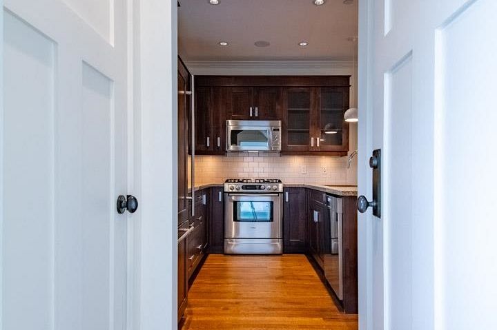 1929 W 15th Avenue Vancouver, BC - 32