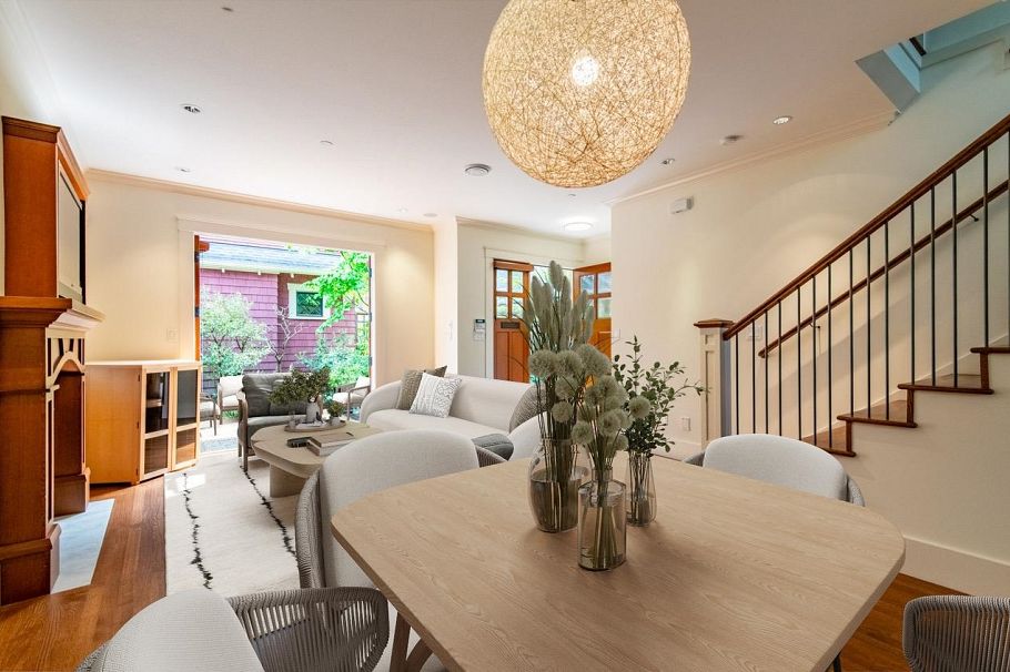 1929 W 15th Avenue Vancouver, BC - 9