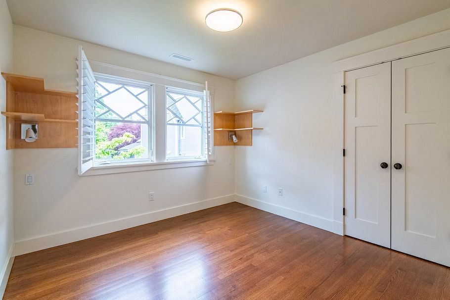 1929 W 15th Avenue Vancouver, BC - 20