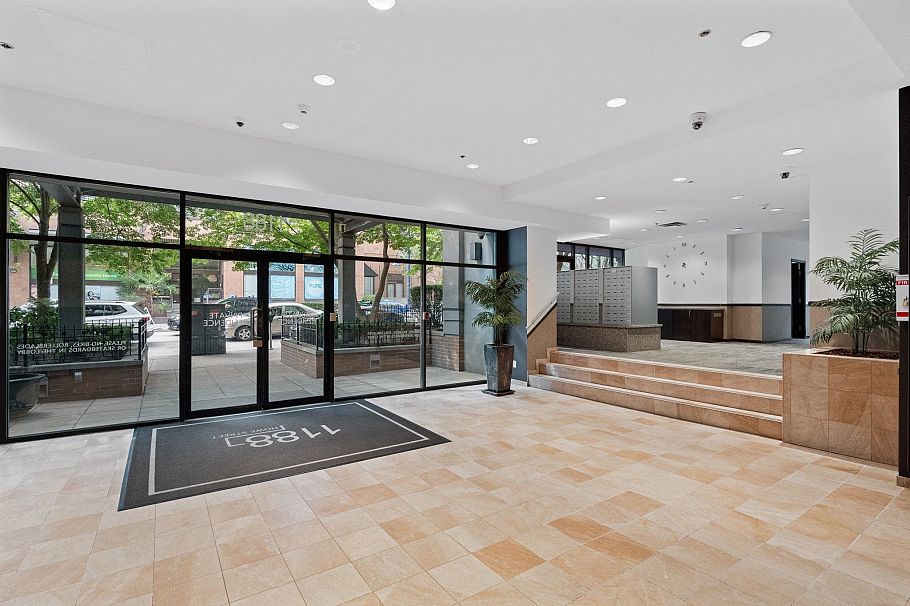 2303 1188 Howe Street Vancouver, BC - 16