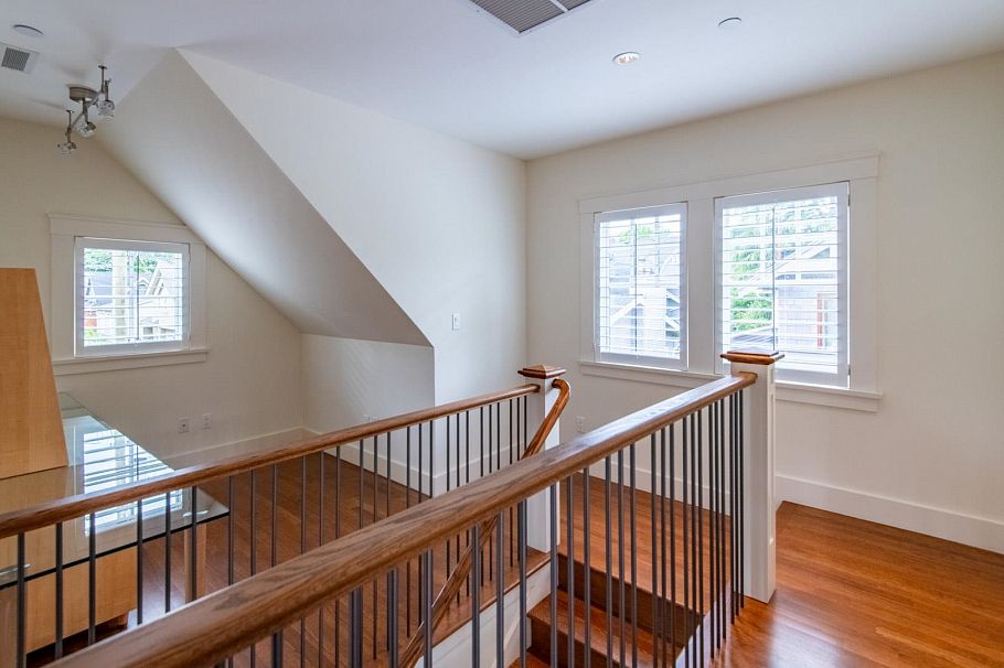 1929 W 15th Avenue Vancouver, BC - 24