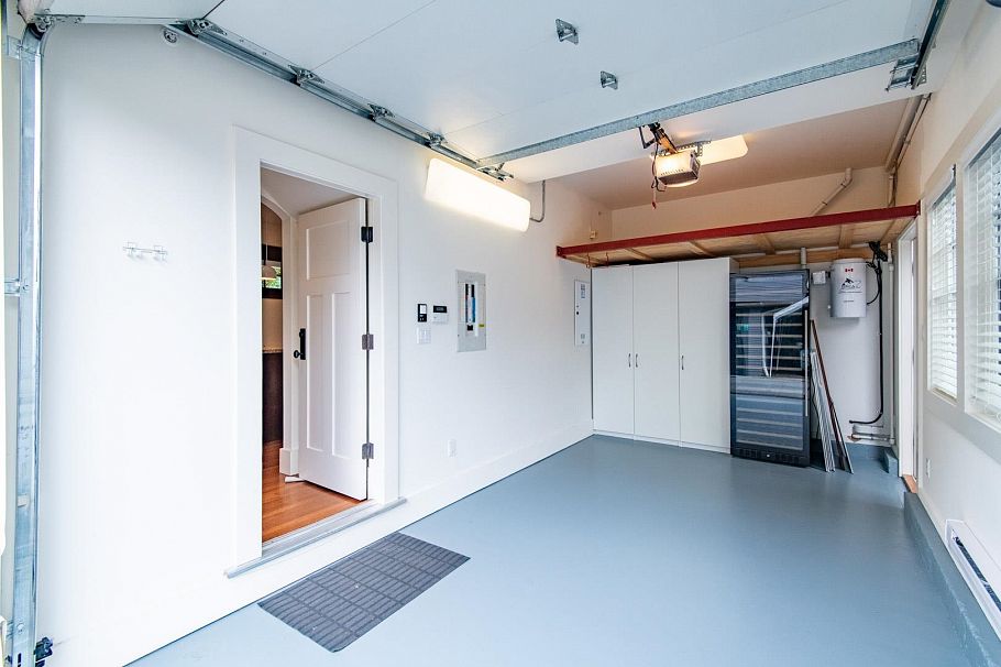 1929 W 15th Avenue Vancouver, BC - 33