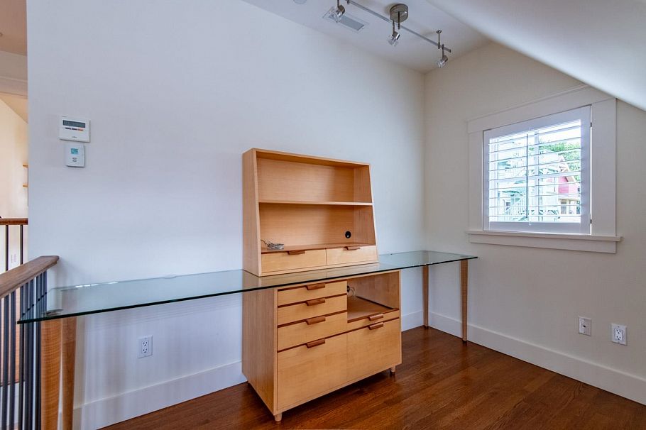 1929 W 15th Avenue Vancouver, BC - 25