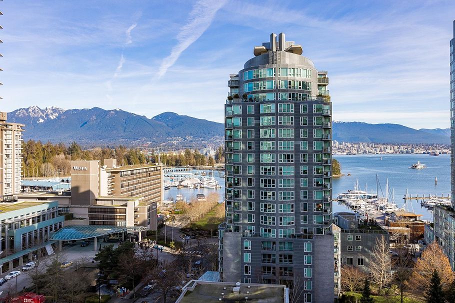 1102 620 Cardero Street Vancouver, BC - 17