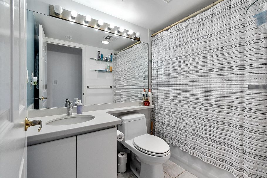 2203 1188 Richards Street Vancouver, BC - 14