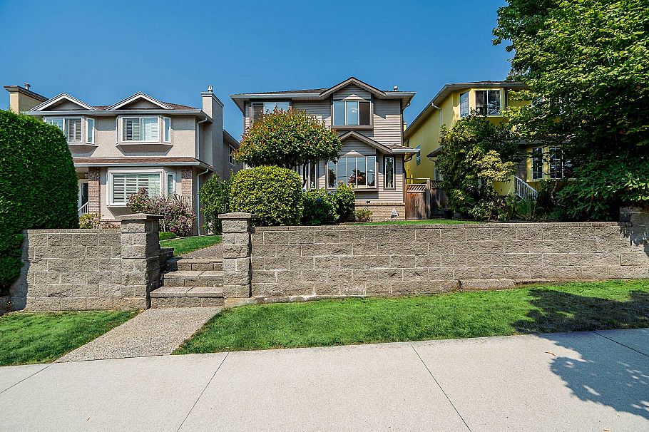 2133 W 49th Avenue Vancouver, BC - 37