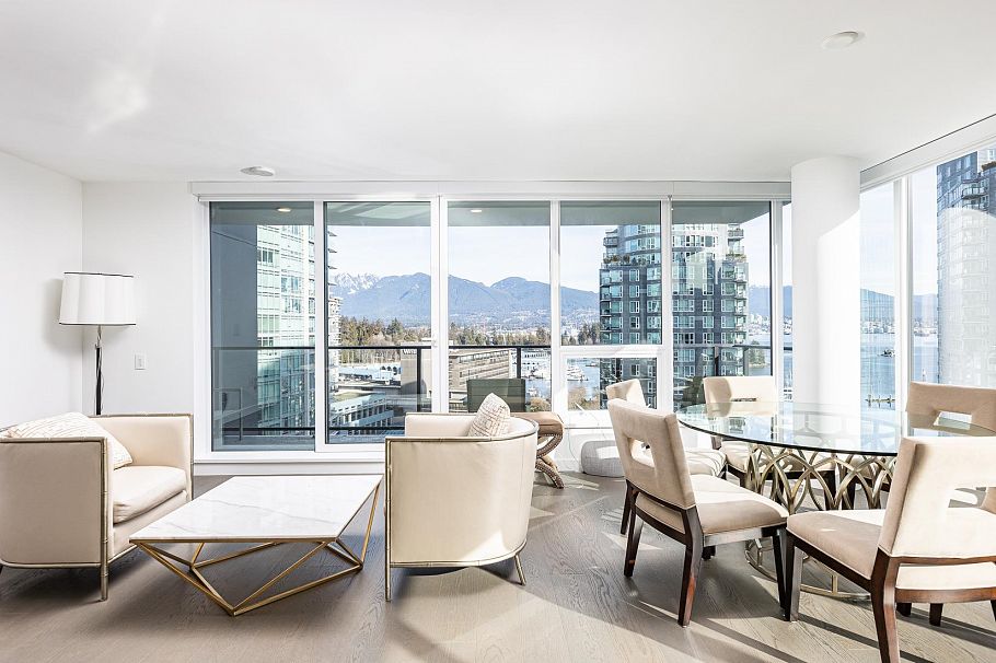 1102 620 Cardero Street Vancouver, BC - 3