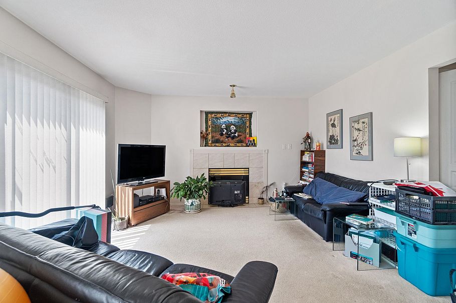 229 E 20th Street North Vancouver, BC - 5