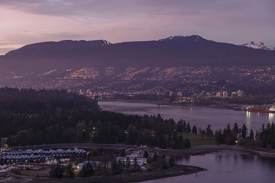 4602 1011 W Cordova Street Vancouver, BC - 2