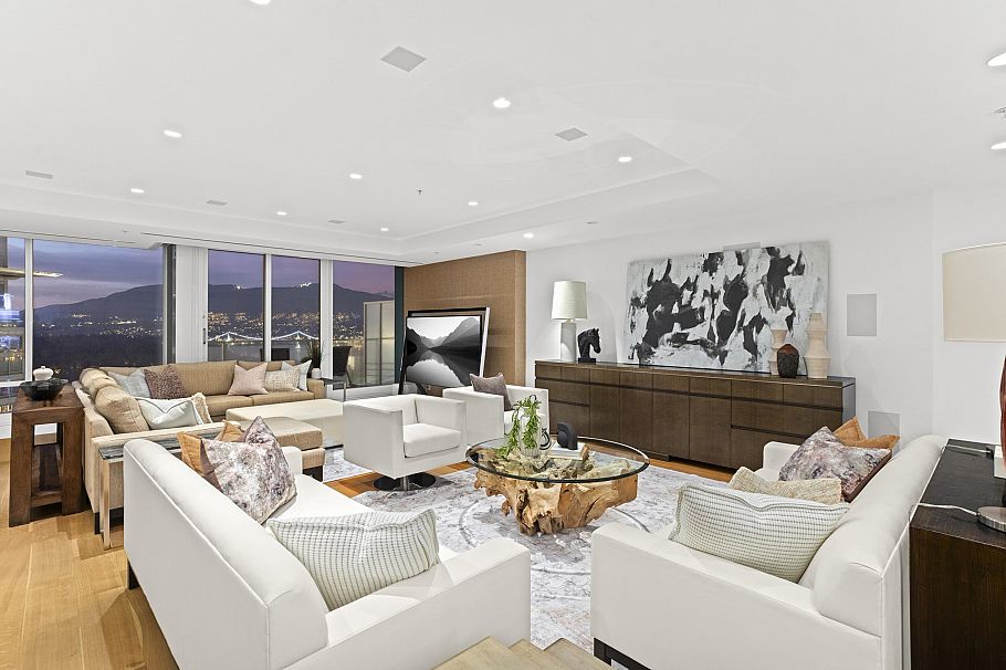 4602 1011 W Cordova Street Vancouver, BC - 4