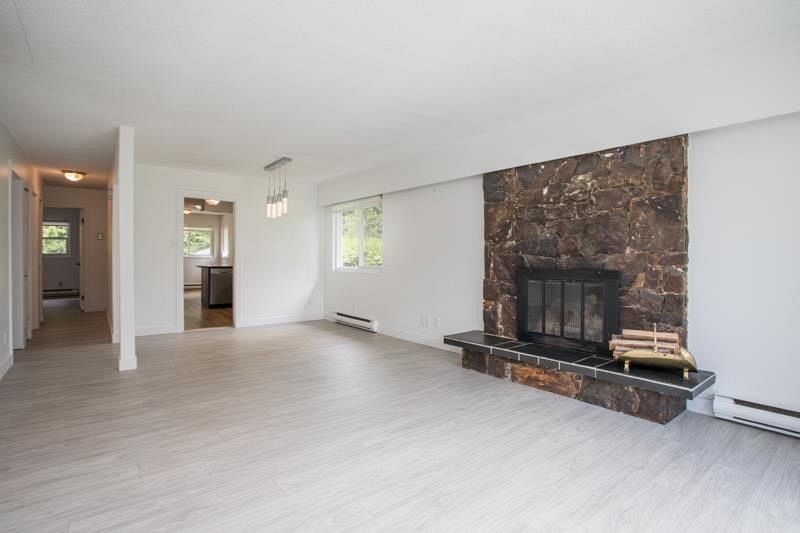 1564 Hope Road North Vancouver, BC - 3