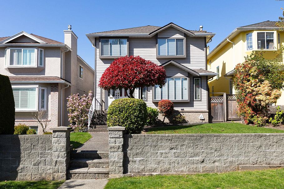 2133 W 49th Avenue Vancouver, BC - 36