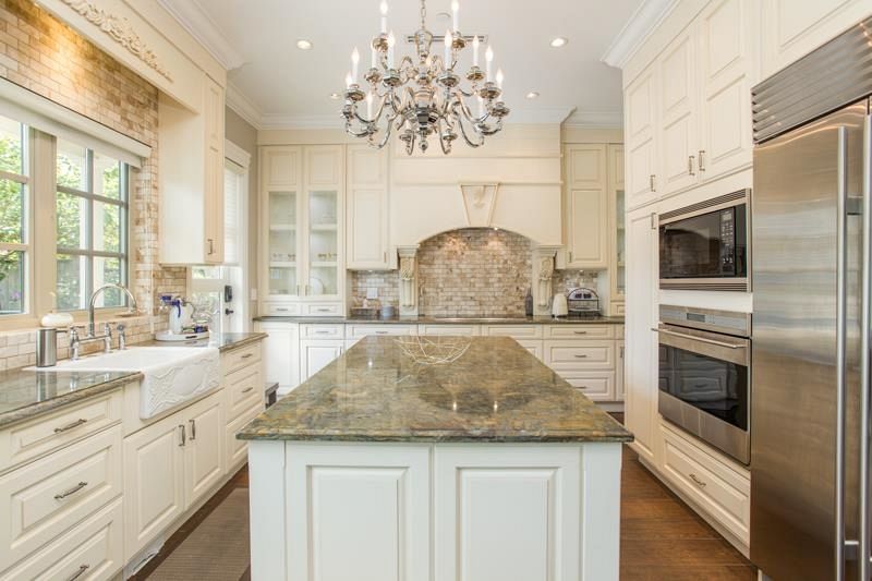 4416 W 11th Avenue Vancouver, BC - 7