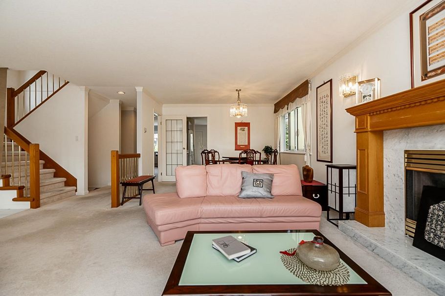 2133 W 49th Avenue Vancouver, BC - 3