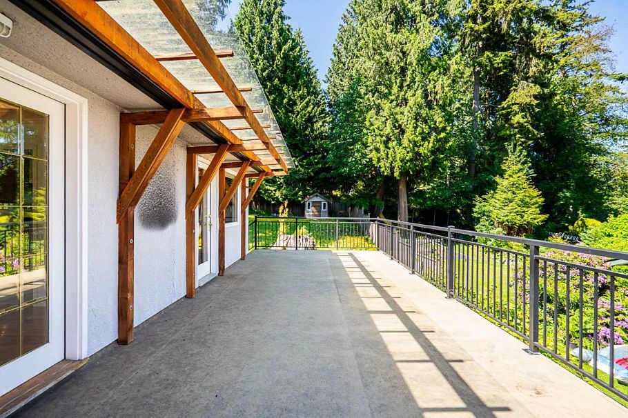 1358 E 14th Street North Vancouver, BC - 10