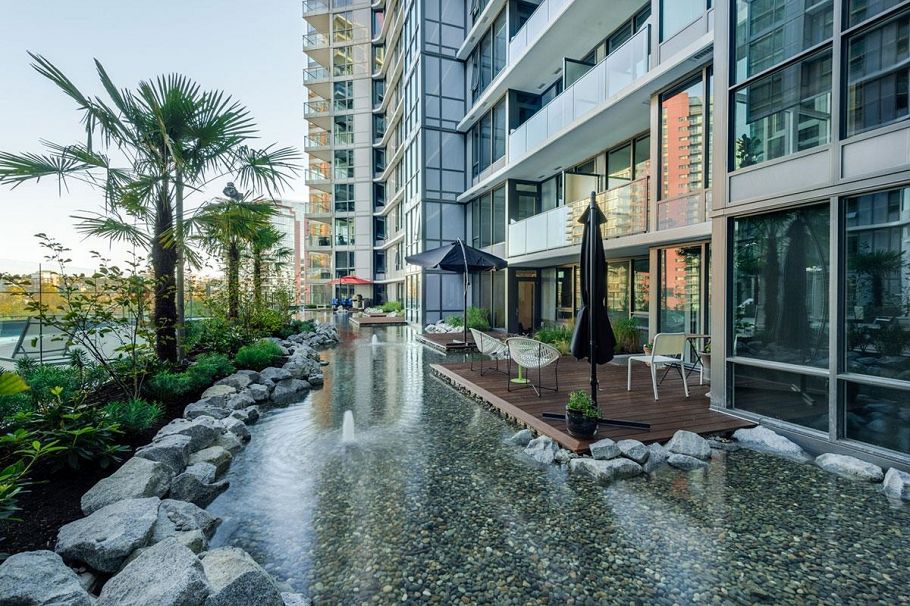 1221 68 Smithe Street Vancouver, BC - 17