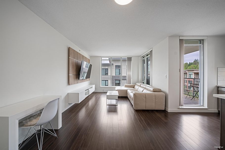 402 3162 Riverwalk Avenue Vancouver, BC - 3