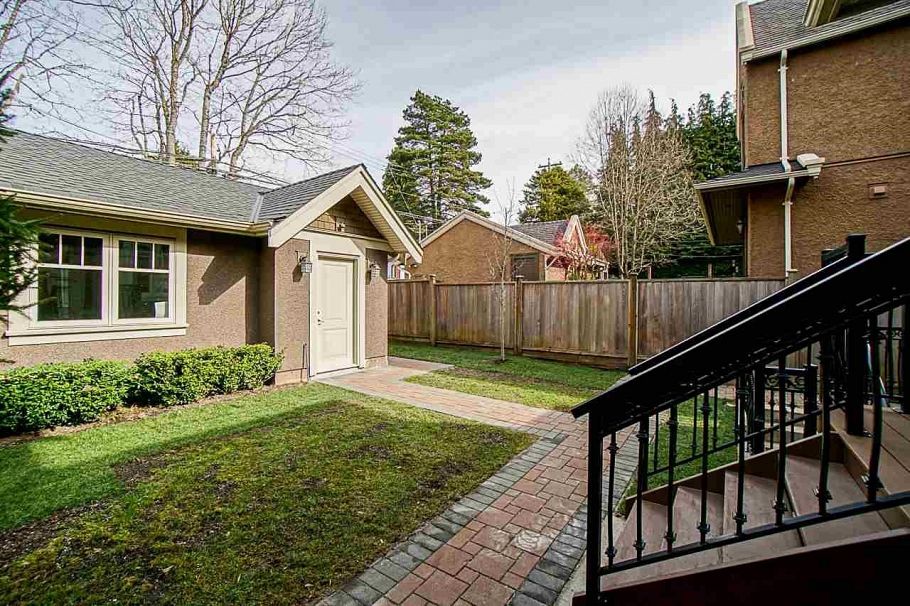 3759 W 31st Avenue Vancouver, BC - 37