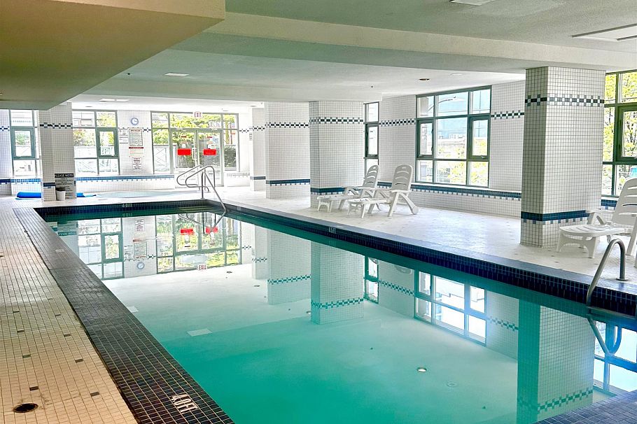 806 1188 Howe Street Vancouver, BC - 12