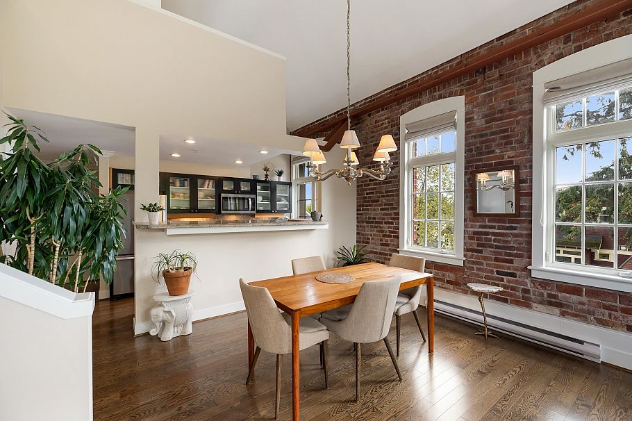 208 1811 W 16th Avenue Vancouver, BC - 16