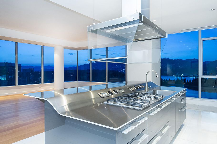 2601 277 Thurlow Street Vancouver, BC - 32