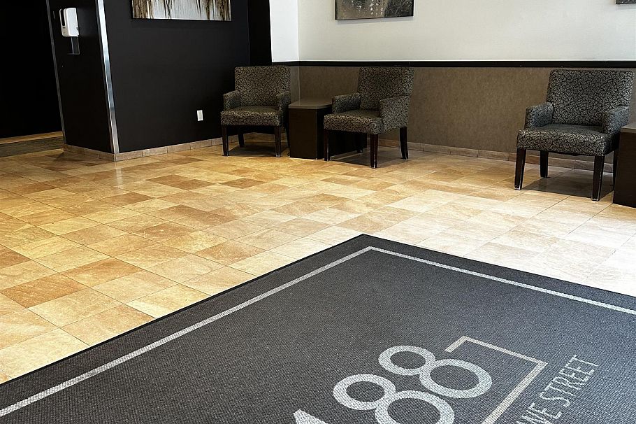 806 1188 Howe Street Vancouver, BC - 3