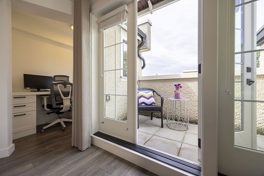 356 W 62nd Avenue Vancouver, BC - 28