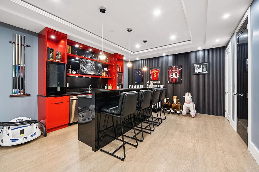 3980 Norwood Avenue North Vancouver, BC - 37