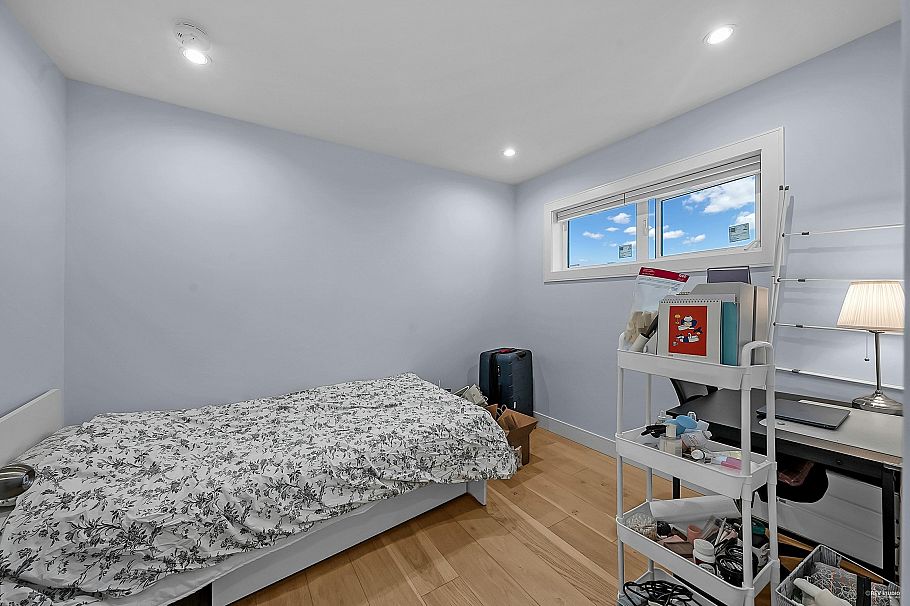 3429 Dundas Street Vancouver, BC - 17