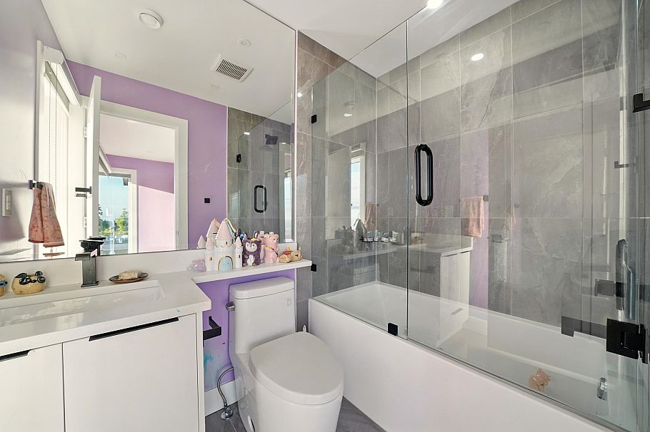 3980 Norwood Avenue North Vancouver, BC - 30