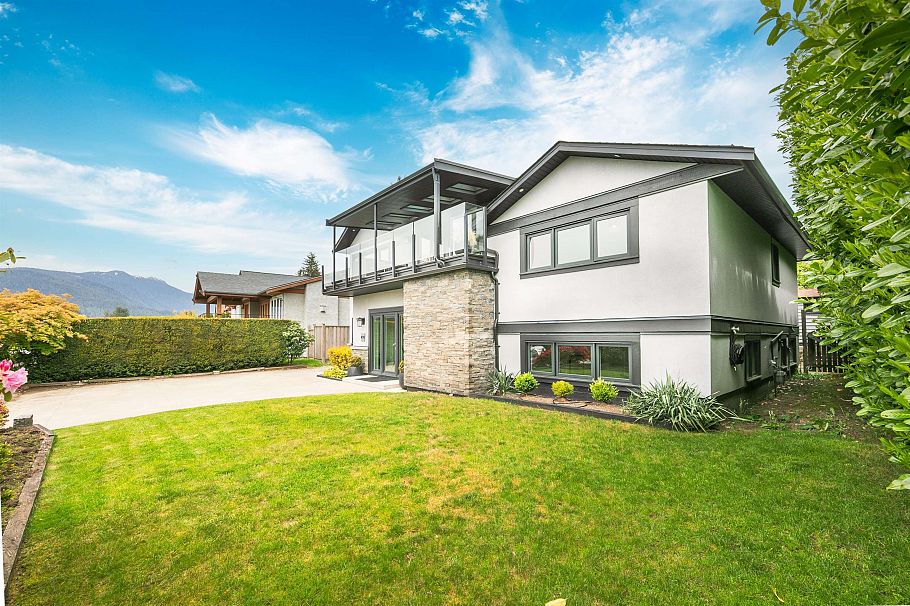 4106 Canterbury Crescent North Vancouver, BC - 4