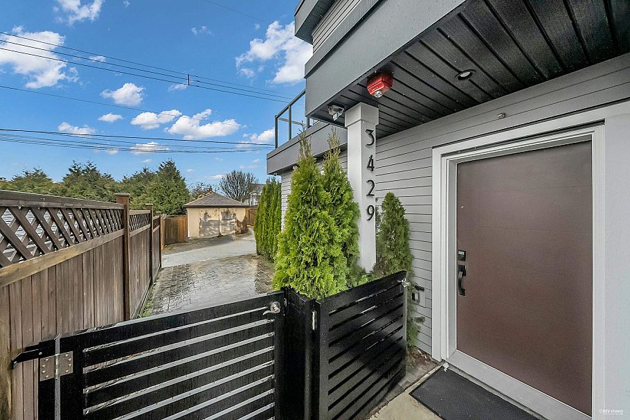 3429 Dundas Street Vancouver, BC - 6