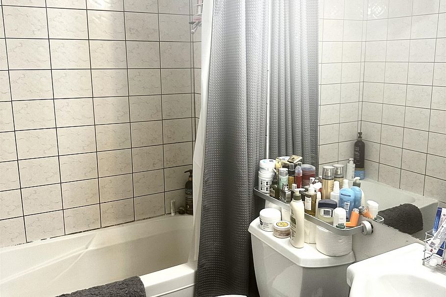 806 1188 Howe Street Vancouver, BC - 10