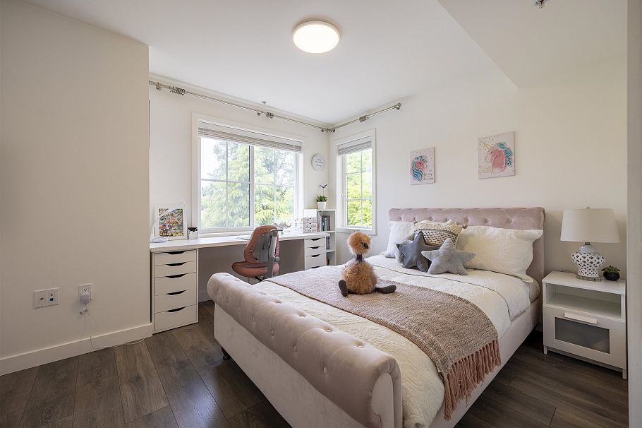 356 W 62nd Avenue Vancouver, BC - 20