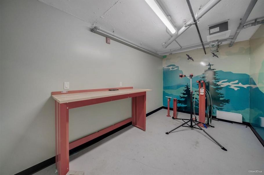 514 108 E 8th Street North Vancouver, BC - 19