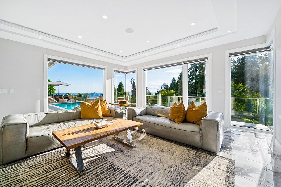 3980 Norwood Avenue North Vancouver, BC - 11