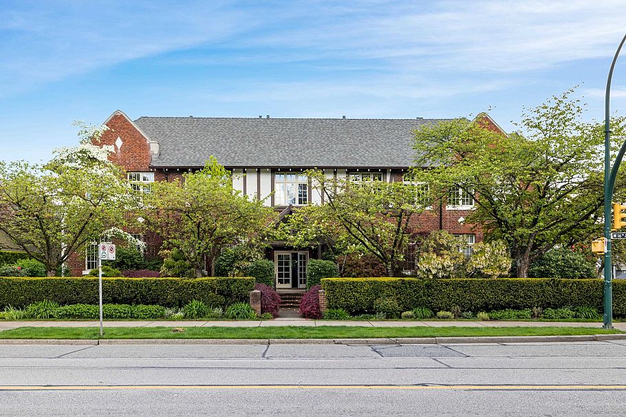 208 1811 W 16th Avenue Vancouver, BC - 2