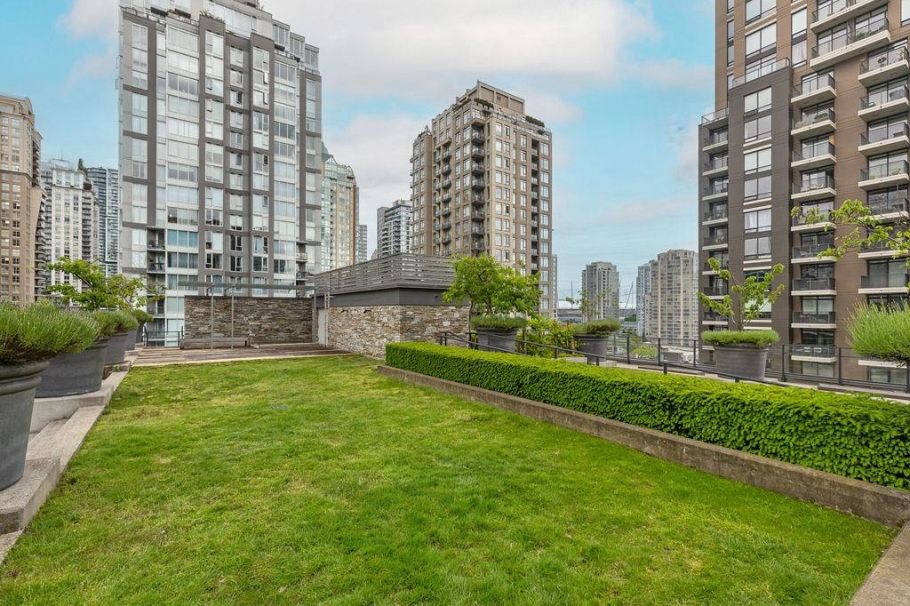 1801 1088 Richards Street Vancouver, BC - 34