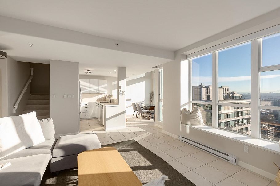 3603 939 Homer Street Vancouver, BC - 5