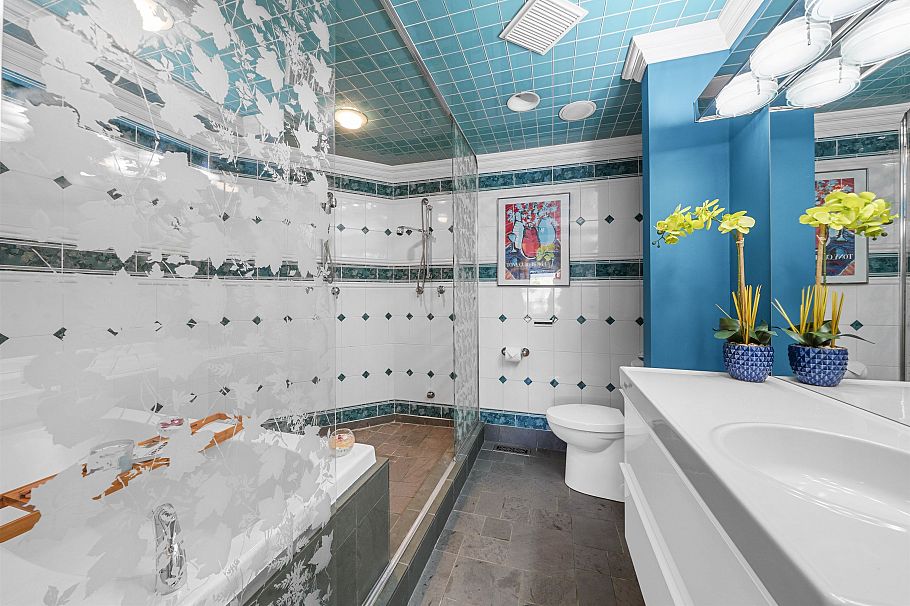 1130 Ironwork Passage Vancouver, BC - 25