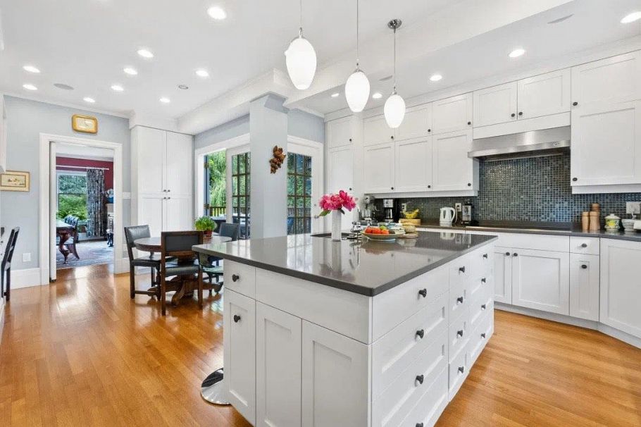 1625 Marpole Avenue Vancouver, BC - 5